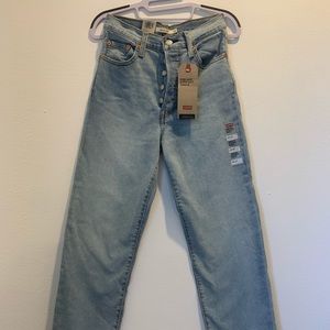 Levi’s Ribcage Straight Waterless Jeans